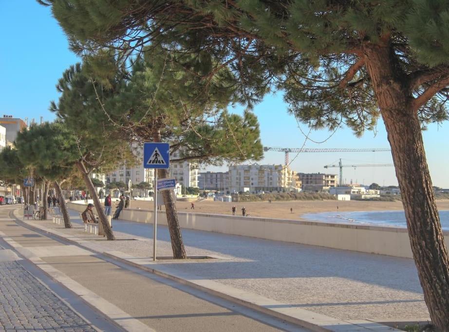 Apartamento Pé N'Areia São Martinho do Porto Exterior foto